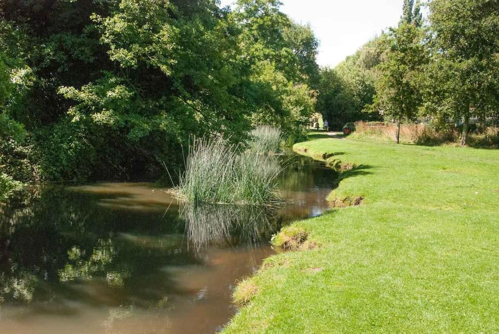 The Old Monkey, A Quirky Bolthole On The Edge Of A Historic Market Town * Hadleigh (Suffolk)